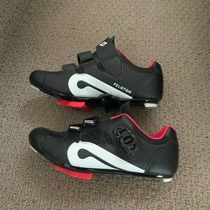 Peloton Shoes sz 42 US M9/W11